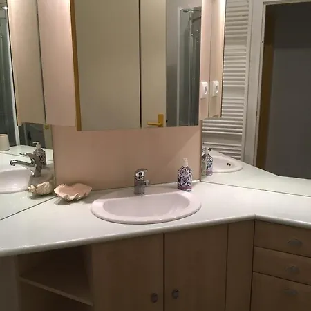 Bel 4pers Rdc/parking/terrasse/ Jardin *