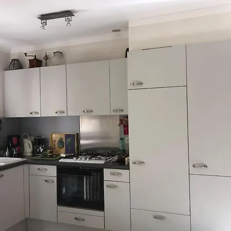 Bel 4pers Rdc/parking/terrasse/ Jardin Διαμέρισμα *