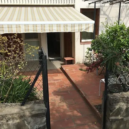 Apartment Bel 4pers Rdc/parking/terrasse/ Jardin