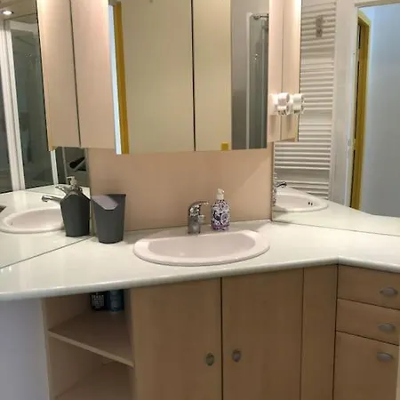 Bel 4pers Rdc/parking/terrasse/ Jardin * Κολιούρ