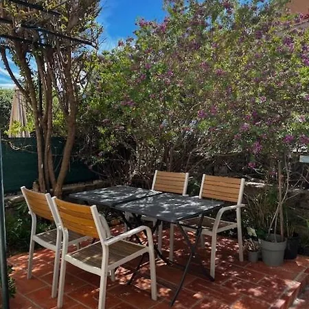 Bel 4pers Rdc/parking/terrasse/ Jardin דירה *