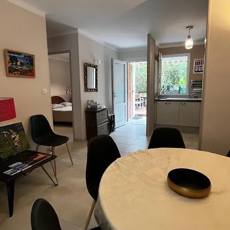 Bel 4pers Rdc/parking/terrasse/ Jardin *