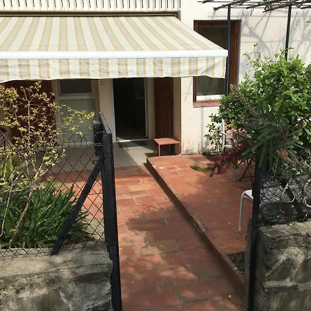 דירה Bel 4pers Rdc/parking/terrasse/ Jardin