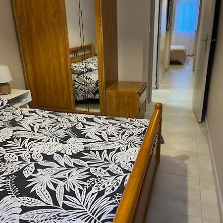 Bel 4pers Rdc/parking/terrasse/ Jardin
