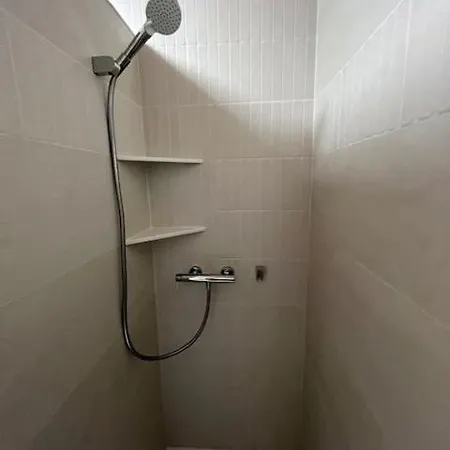 Bel 4pers Rdc/parking/terrasse/ Jardin *